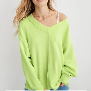 Aerie Wonder Textured V-Neck Sweatshirt Women’s Pullover Cozy Casual Sweater